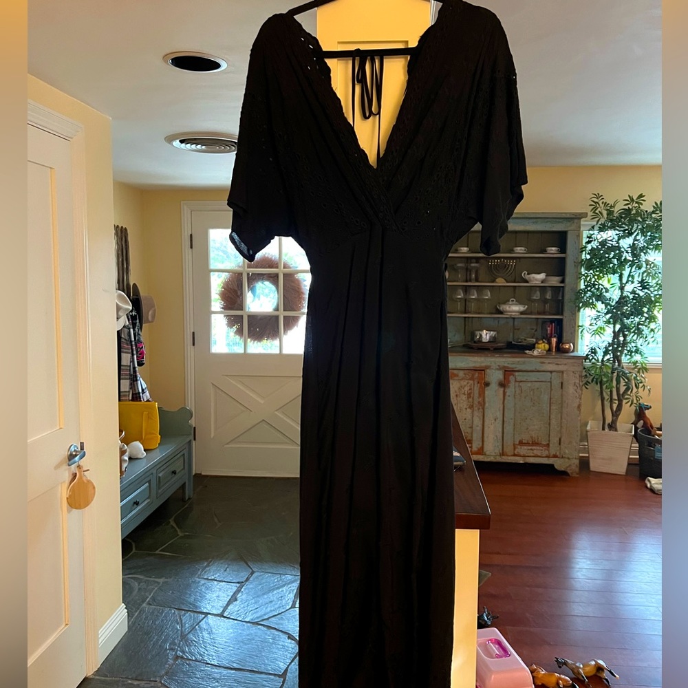 LOVESTITCH SMOCK EYELET DRESS NEW WITH TAGS